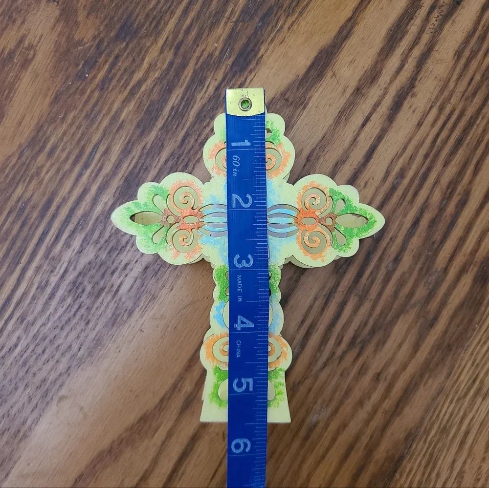 💡HANDPAINTED Wooden Scrolled Cross Shadowbox